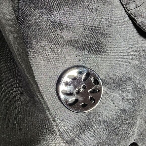 Samuel Dong - Picture 11 of 16